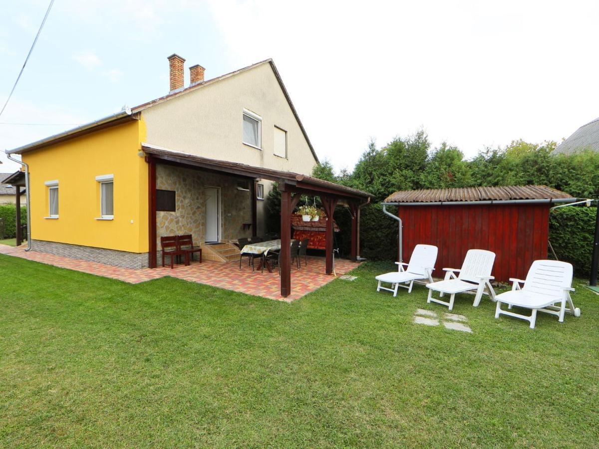 Holiday Home Hibiscus By Interhome Balatonkeresztur Bagian luar foto